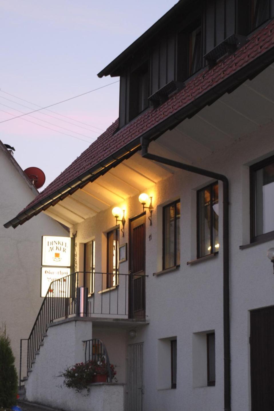 Gasthof-Hotel-Loewen Hechingen Esterno foto