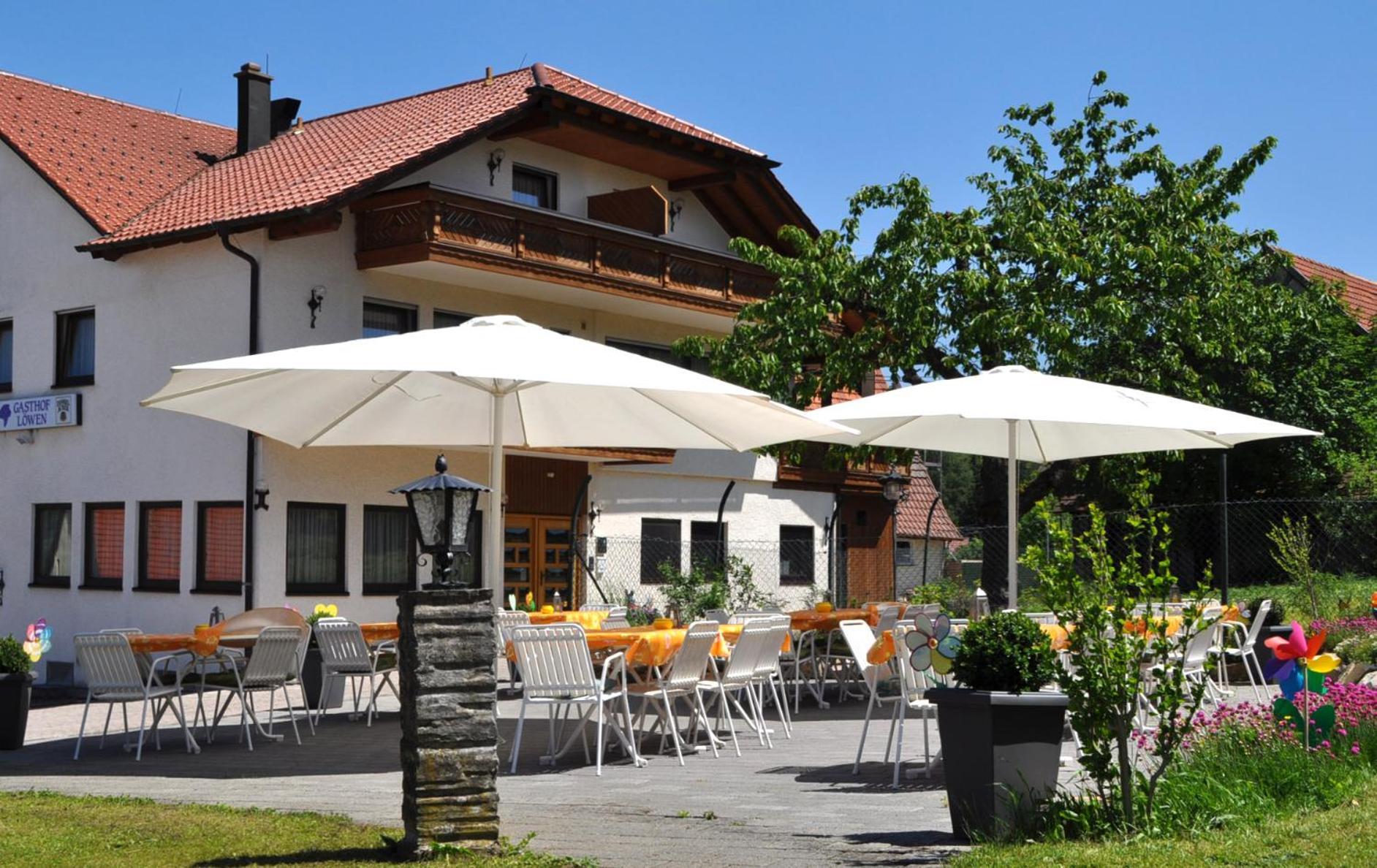 Gasthof-Hotel-Loewen Hechingen Esterno foto